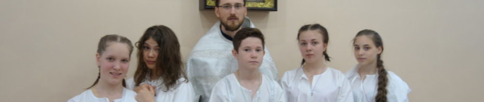 Крещение воспитанников центра Возвращение